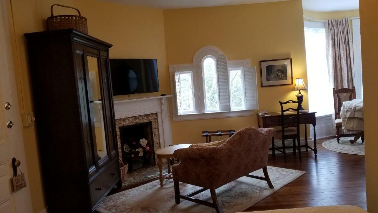 C.W. Worth House Bed And Breakfast Wilmington Esterno foto